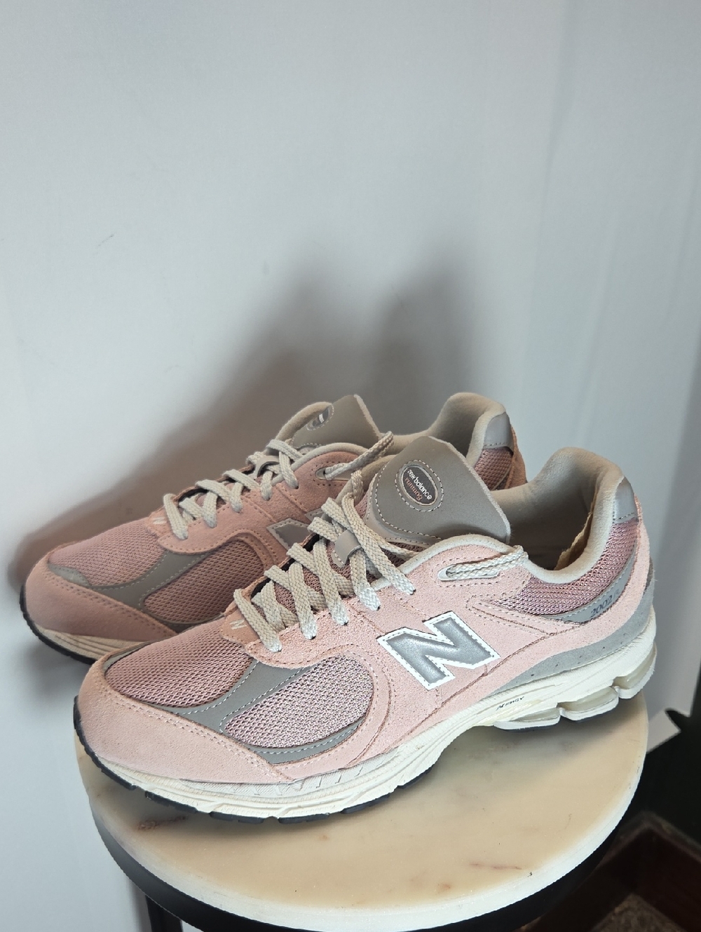 New Balance 2002R Women's Pink Sand & Light Gray Running Sneakers Size 11.5